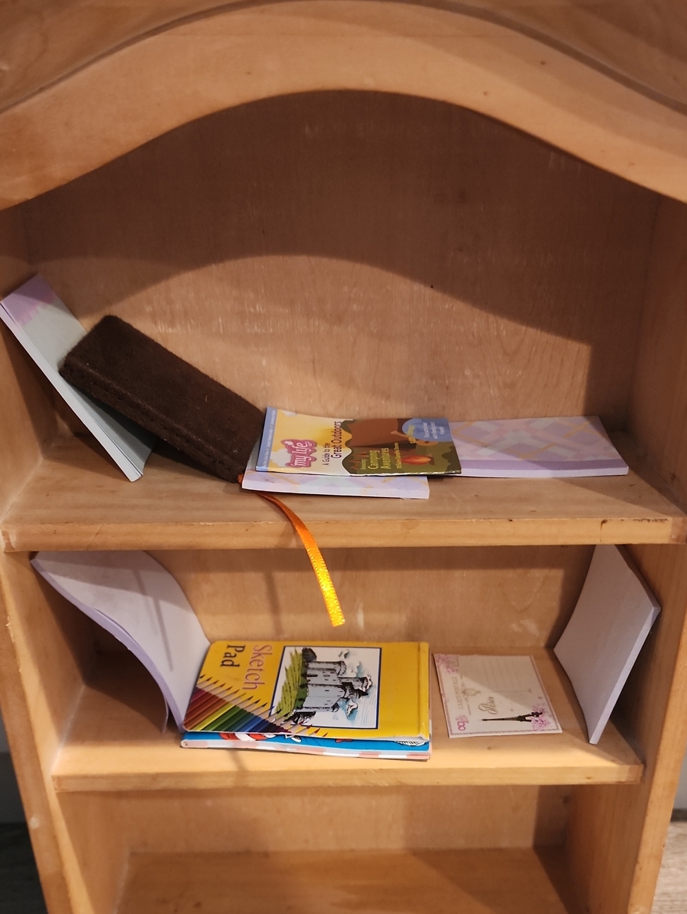 18in doll book shelve - Picture 3 of 4
